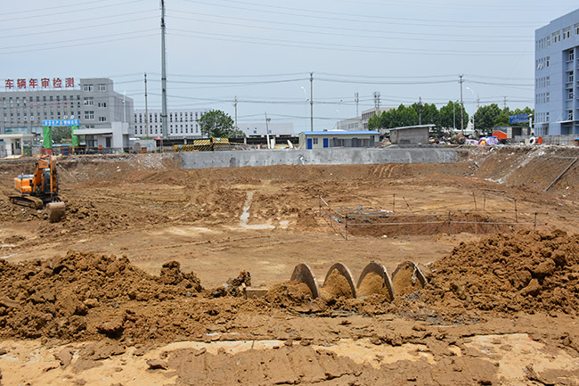 我司承建的聚众物流围护桩工程