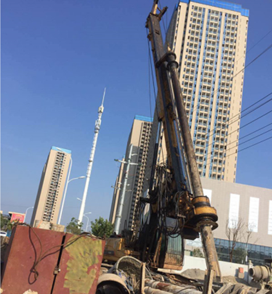 福田雷沃FR628D 旋挖钻机